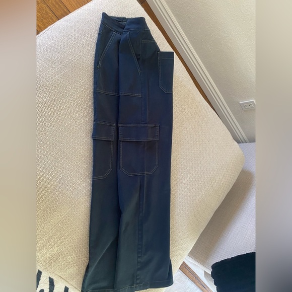 Wild Fable Navy Blue Wide-Leg Cargo Pants – Size M - Picture 7 of 9